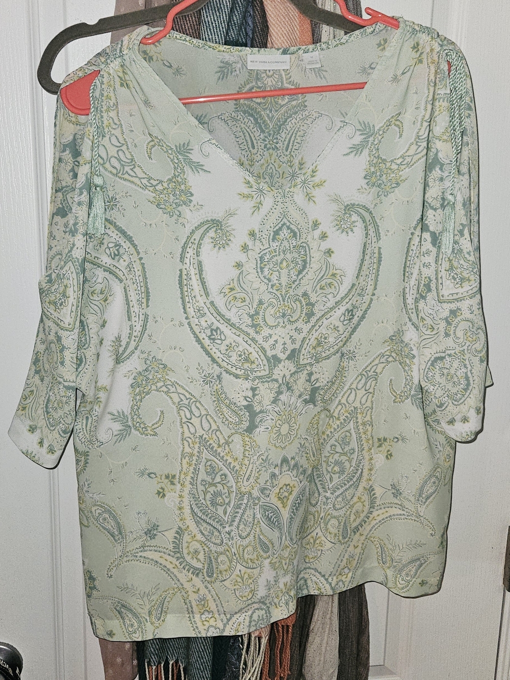 New York & Company Mint Green Paisley V-Neck Blouse